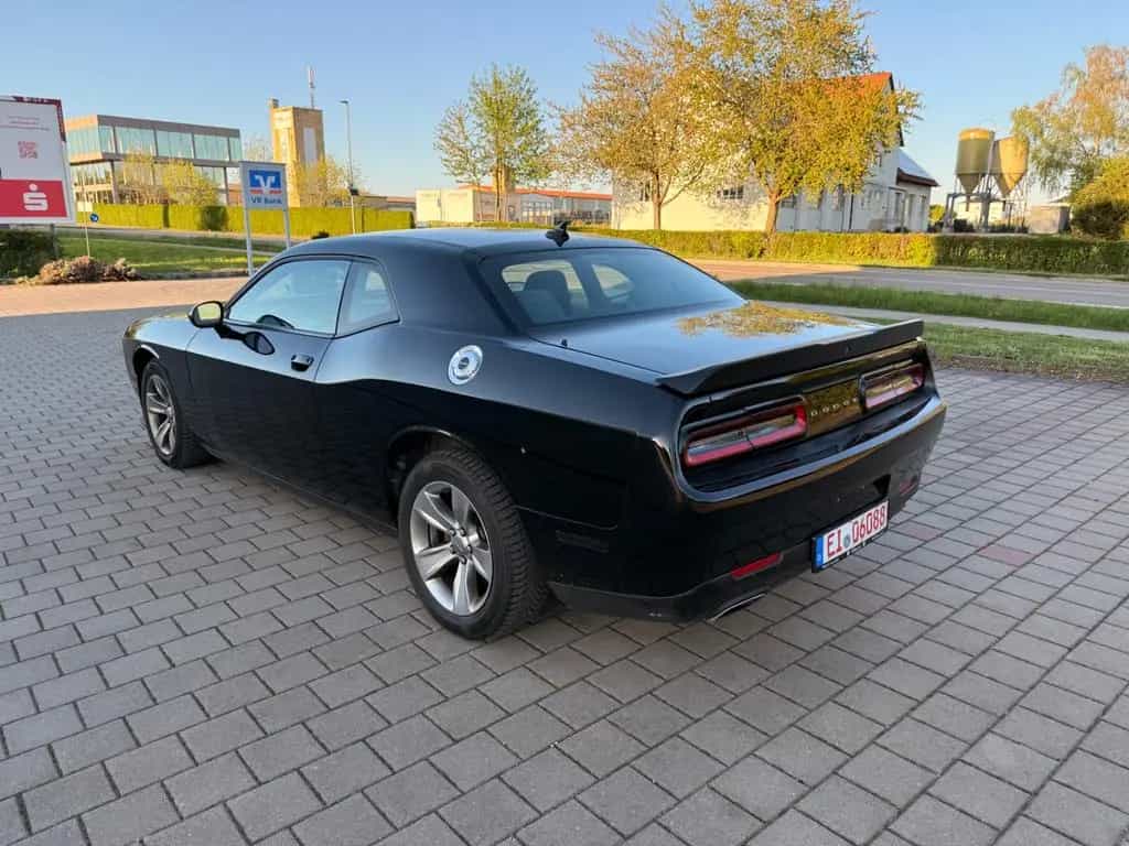 Dodge Challenger 07/2017-photo-3