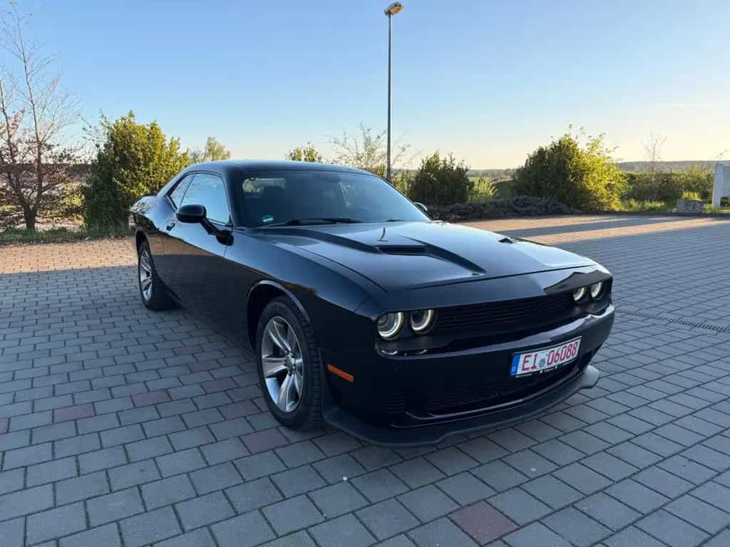 Dodge Challenger 07/2017-photo-8
