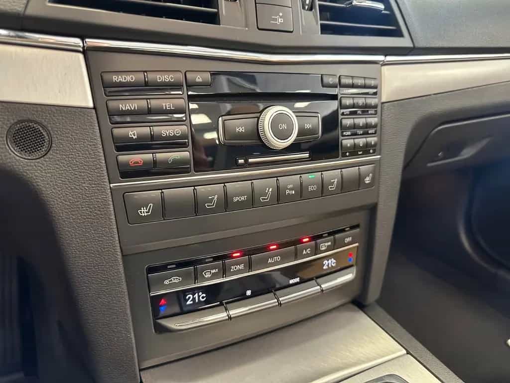 Mercedes-Benz E 350 E350 CGI Cabrio|Designo|SportPaket|Distronic|H/K 08/2011-photo-21