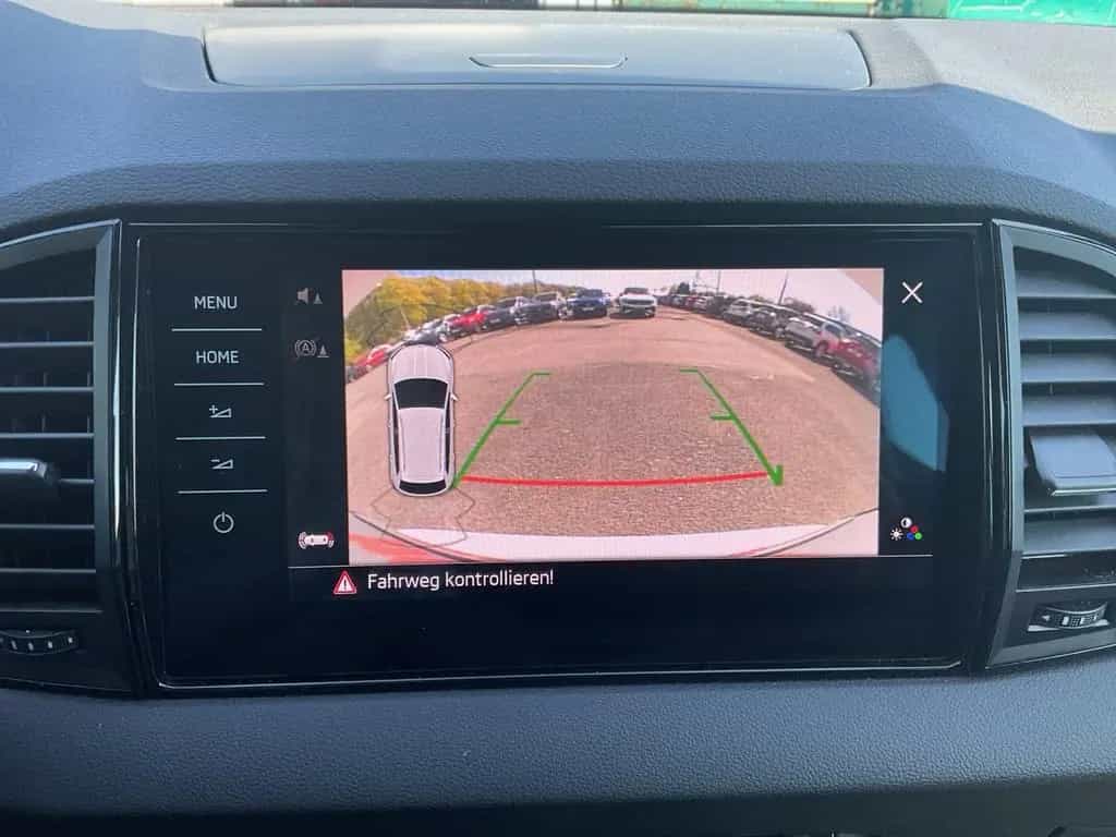 Skoda Karoq 1.5 TSI DSG Sportline AHK LED NAV 4xSHZ 02/2021-photo-13
