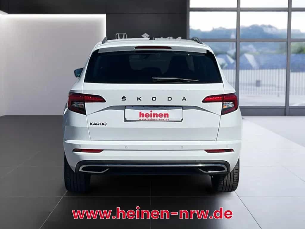Skoda Karoq 1.5 TSI DSG Sportline AHK LED NAV 4xSHZ 02/2021-photo-4