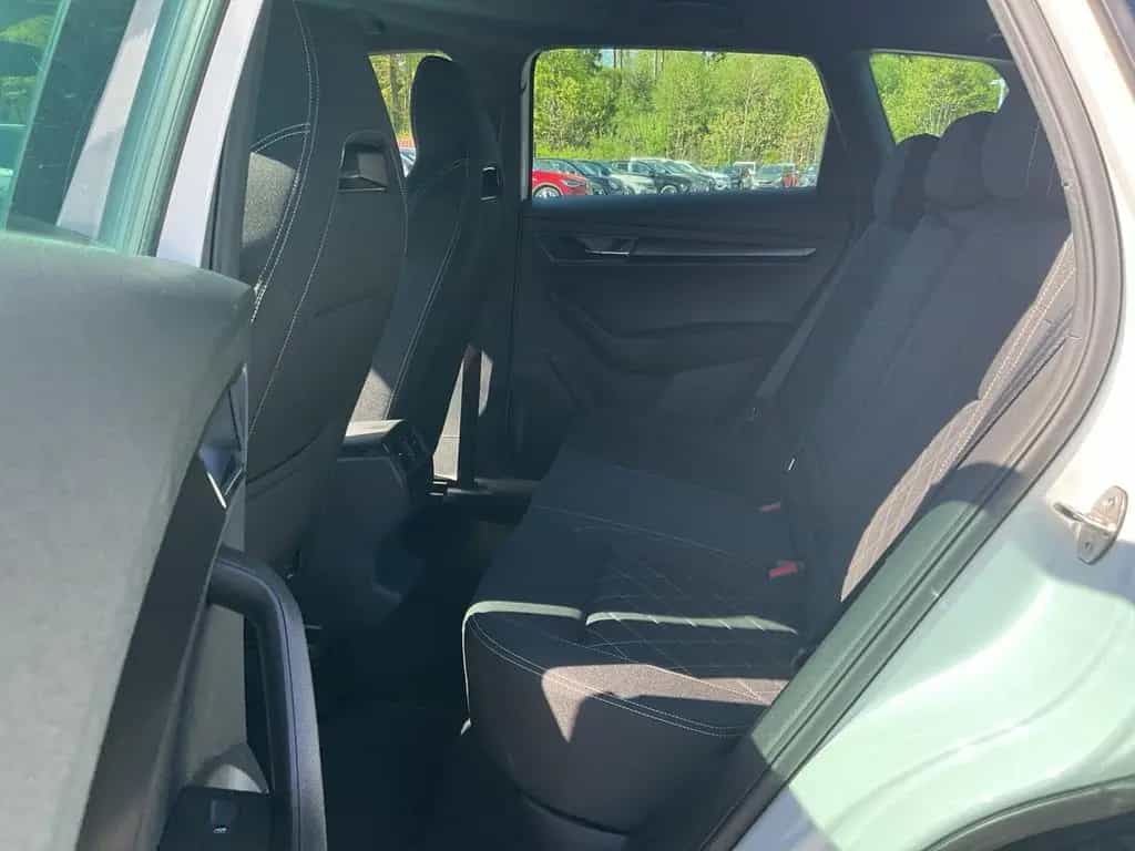 Skoda Karoq 1.5 TSI DSG Sportline AHK LED NAV 4xSHZ 02/2021-photo-6