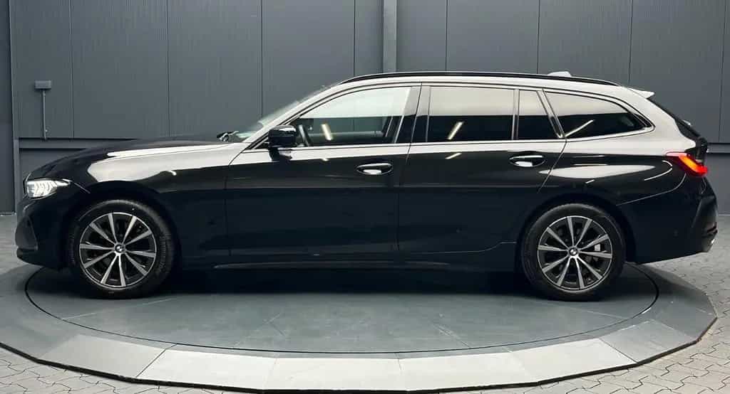 BMW 320 d touring xDrive *LEDER/Sport*KAMERA*Dri.Assi 03/2023-photo-1