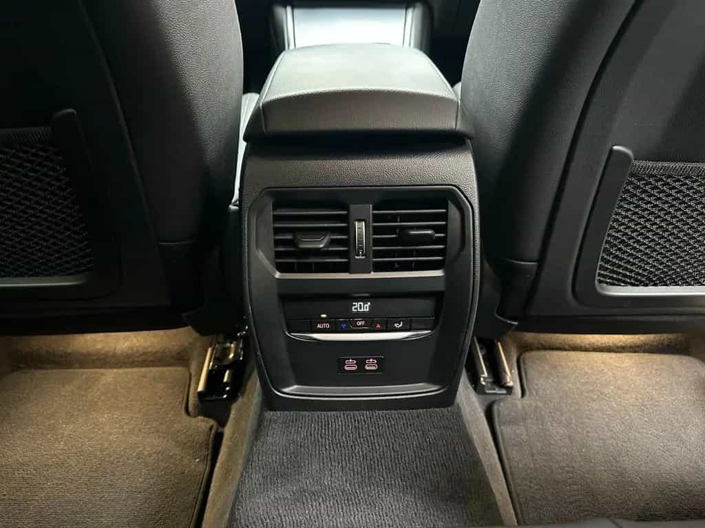 BMW 320 d touring xDrive *LEDER/Sport*KAMERA*Dri.Assi 03/2023-photo-28