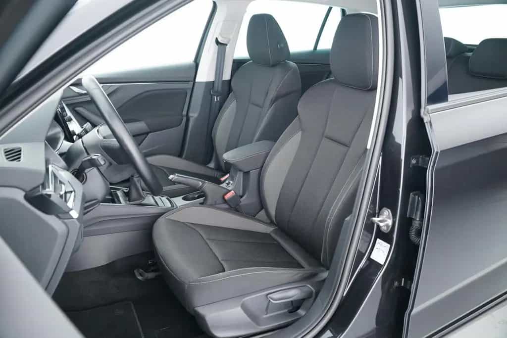 Skoda Scala TOUR 1.0TSI PREMIUM-LED+KAMERA+SITZHEIZUNG 04/2022-photo-10