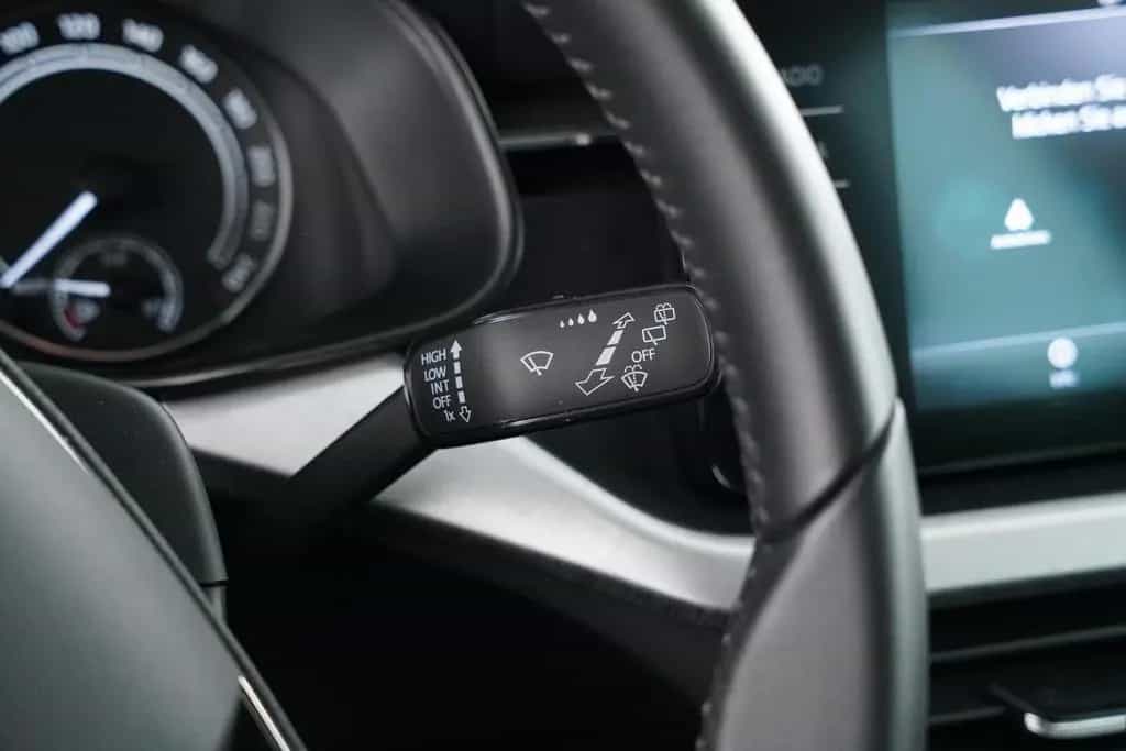 Skoda Scala TOUR 1.0TSI PREMIUM-LED+KAMERA+SITZHEIZUNG 04/2022-photo-17