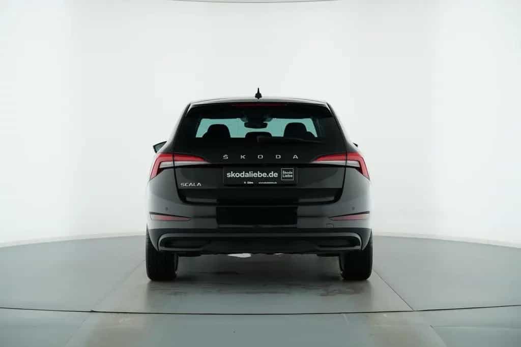 Skoda Scala TOUR 1.0TSI PREMIUM-LED+KAMERA+SITZHEIZUNG 04/2022-photo-6