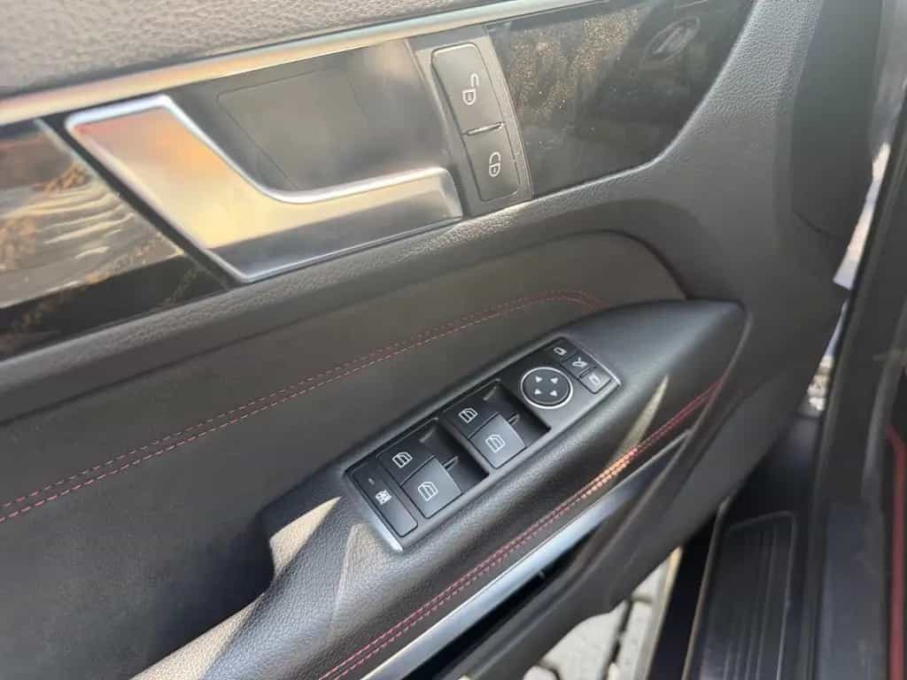 Mercedes-Benz E 300 Cabrio AMG Plus*LED*Harman-Kardon 12/2013-photo-18