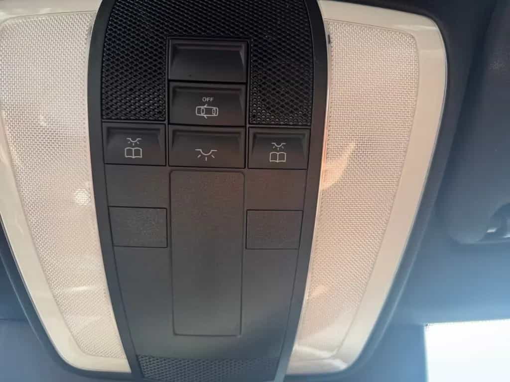 Mercedes-Benz E 300 Cabrio AMG Plus*LED*Harman-Kardon 12/2013-photo-19
