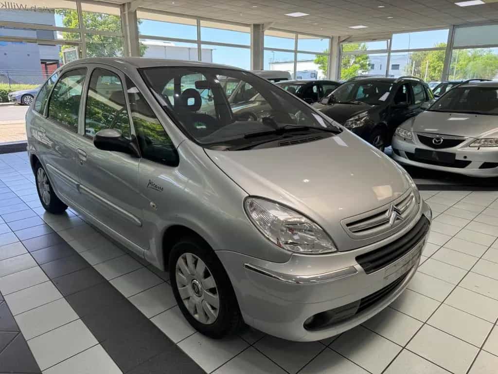 Citroën Xsara Picasso 1.8 16V Exclusive 12/2005-photo-2