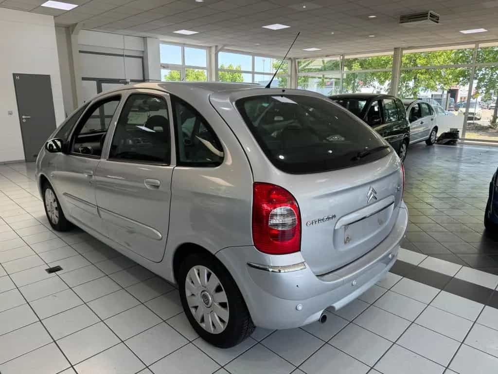 Citroën Xsara Picasso 1.8 16V Exclusive 12/2005-photo-5