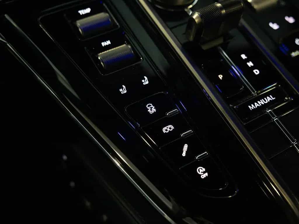 Aston Martin V8 Vantage Coupe Aston Martin Hamburg 07/2024-photo-23