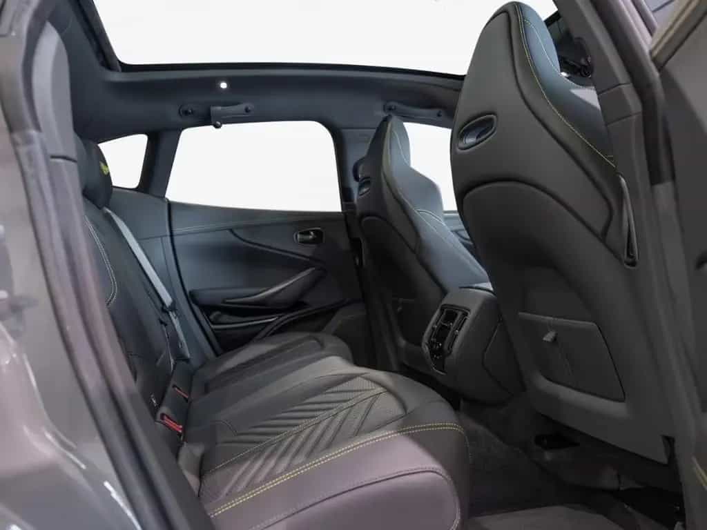 Aston Martin DBX 707 Aston Martin Hamburg 07/2023-photo-12
