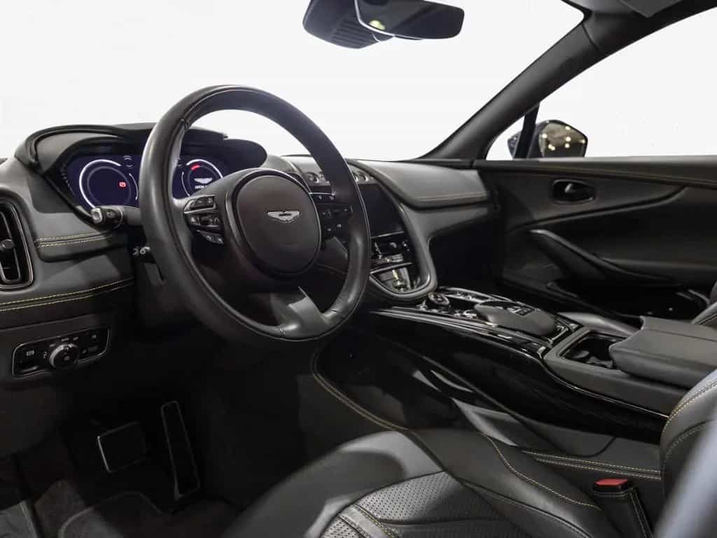 Aston Martin DBX 707 Aston Martin Hamburg 07/2023-photo-2