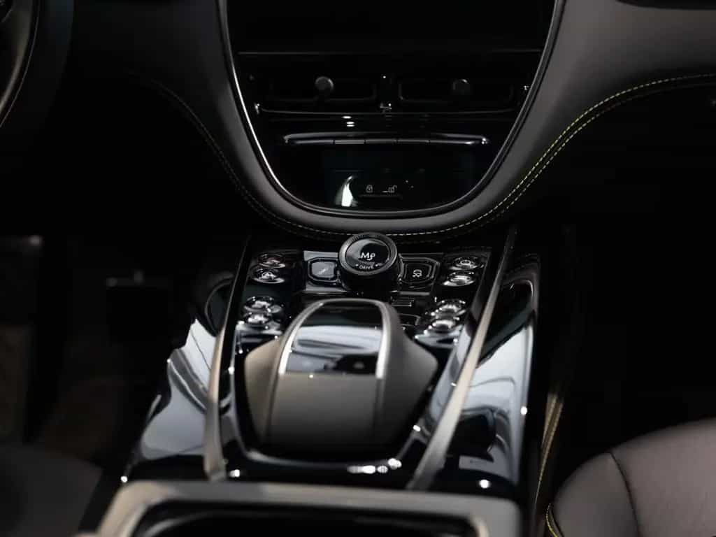 Aston Martin DBX 707 Aston Martin Hamburg 07/2023-photo-21