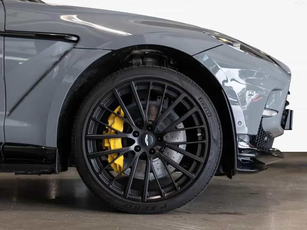 Aston Martin DBX 707 Aston Martin Hamburg 07/2023-photo-3