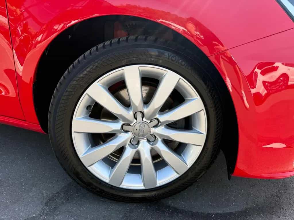 Audi A1 Sport*SHZ*PDC*FSP*USB*ALU*ALLWETTER*TÜV NEU* 05/2017-photo-16