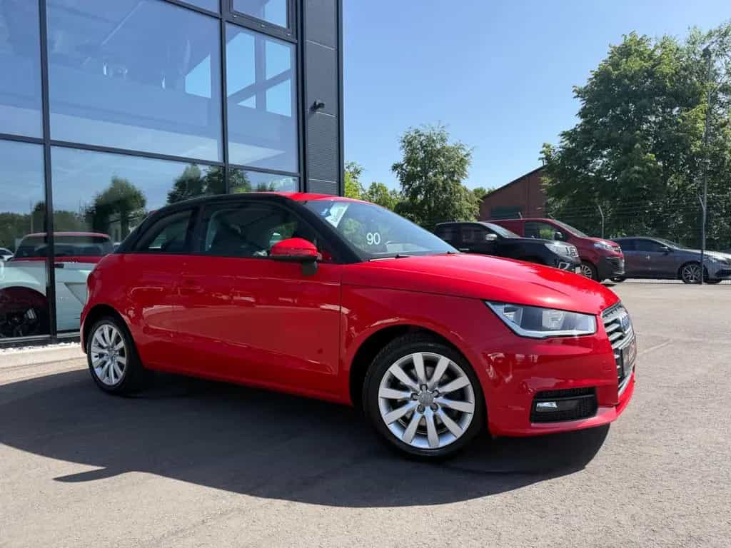 Audi A1 Sport*SHZ*PDC*FSP*USB*ALU*ALLWETTER*TÜV NEU* 05/2017-photo-28
