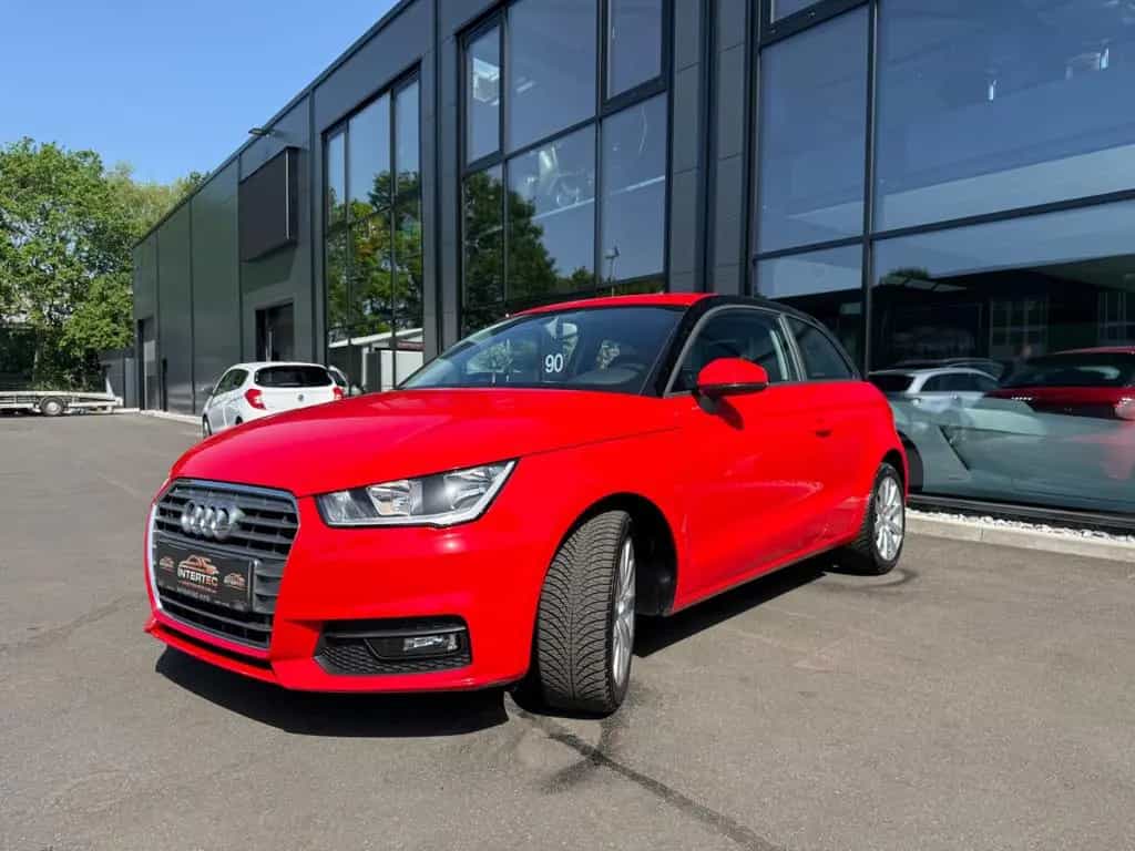 Audi A1 Sport*SHZ*PDC*FSP*USB*ALU*ALLWETTER*TÜV NEU* 05/2017-photo-29