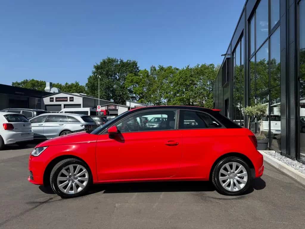 Audi A1 Sport*SHZ*PDC*FSP*USB*ALU*ALLWETTER*TÜV NEU* 05/2017-photo-30