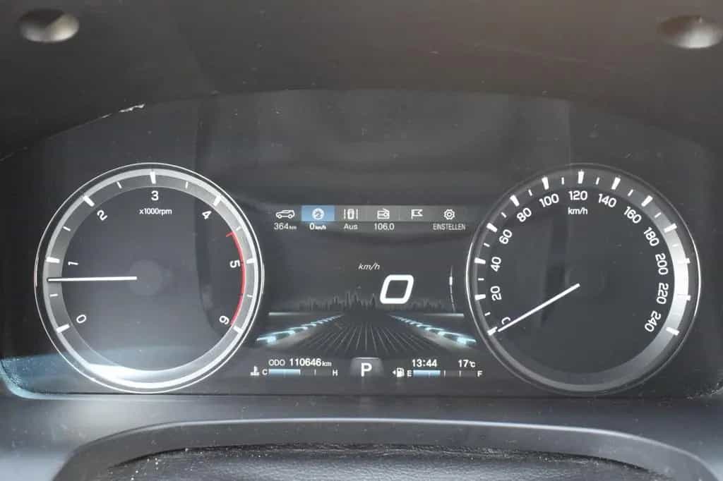 Ssangyong REXTON 2.2 e-XDi Premium 4WD AHK SHZ+Lüftung App 11/2017-photo-16