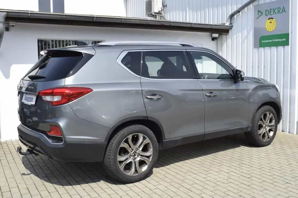 Ssangyong REXTON 2.2 e-XDi Premium 4WD AHK SHZ+Lüftung App 11/2017-photo-2
