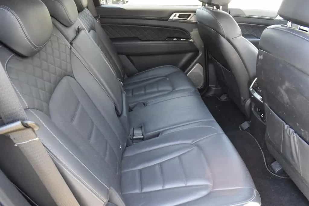 Ssangyong REXTON 2.2 e-XDi Premium 4WD AHK SHZ+Lüftung App 11/2017-photo-6