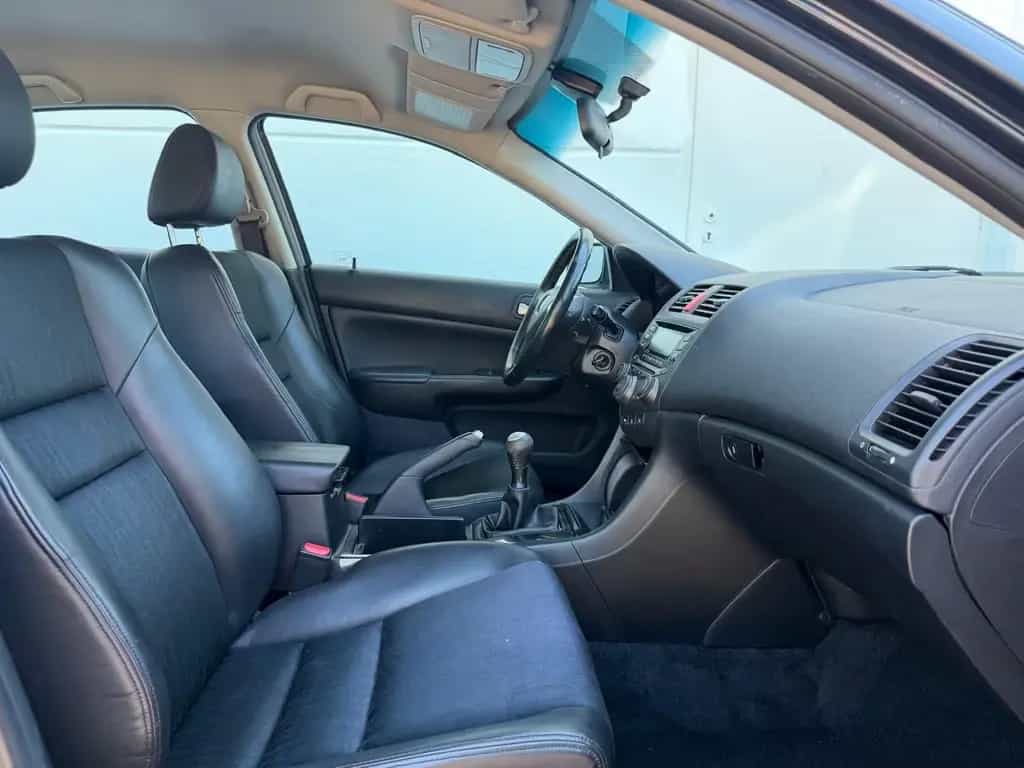 Honda Accord Lim. 2.0 Sport 07/2003-photo-2