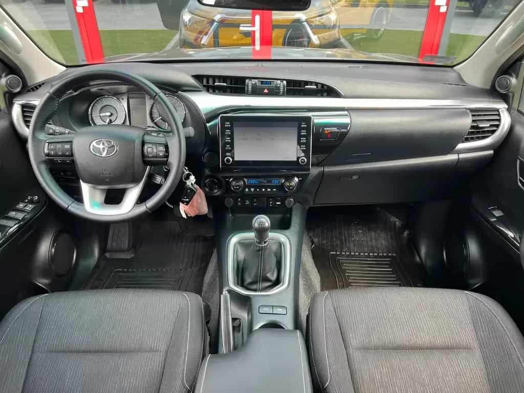 Toyota Hilux 2.8 D-4D Comfort TSS°GARANTIE°SEILWINDE 11/2023-photo-13