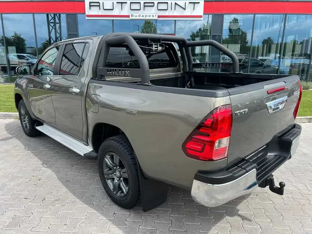 Toyota Hilux 2.8 D-4D Comfort TSS°GARANTIE°SEILWINDE 11/2023-photo-5