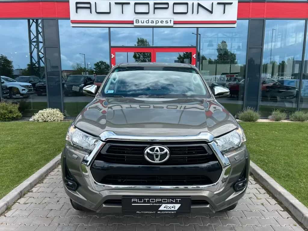 Toyota Hilux 2.8 D-4D Comfort TSS°GARANTIE°SEILWINDE 11/2023-photo-9