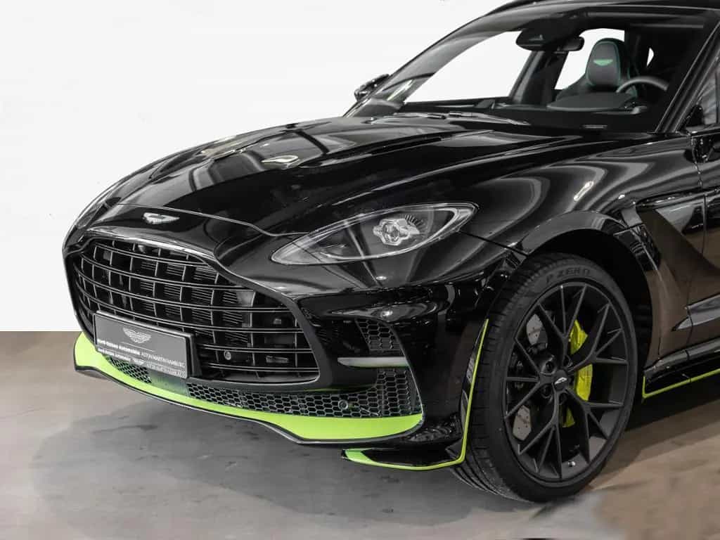 Aston Martin DBX 707 AMR Aston Martin Hamburg 04/2026-photo-15