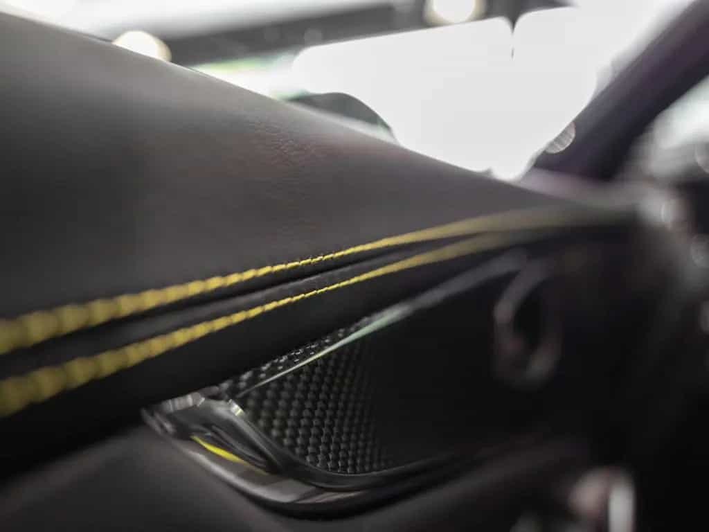Aston Martin DBX 707 AMR Aston Martin Hamburg 04/2026-photo-23