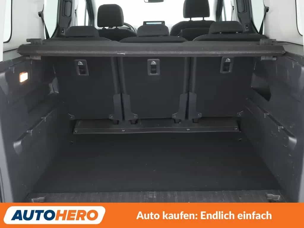 Citroën Berlingo 1.5 Blue-HDi Shine M Aut.*NAVI*CAM*ACC* 10/2020-photo-17