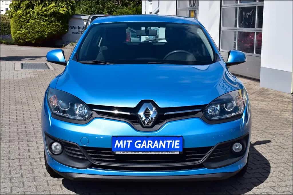 Renault Megane III Lim. 5-trg. Authentique TÜV-12/27 09/2015-photo-3