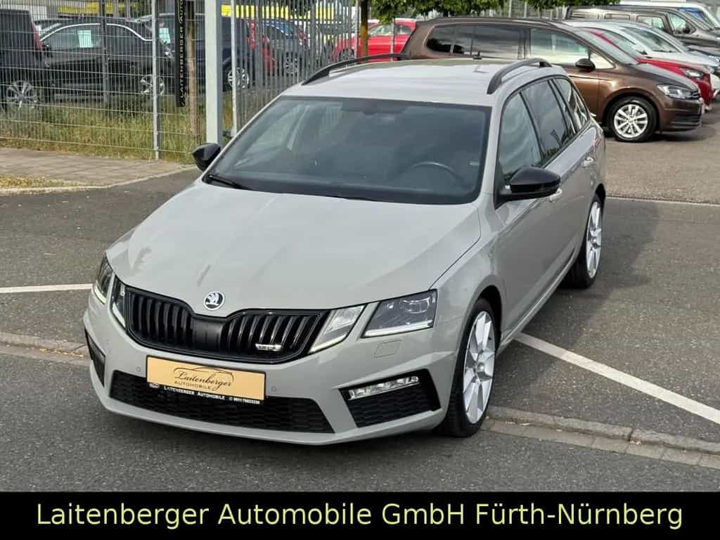 Skoda Octavia RS 2.0Ltr*DSG*LED*NAVI*ALCANTARA*SHZ*PDC 06/2017-photo-33