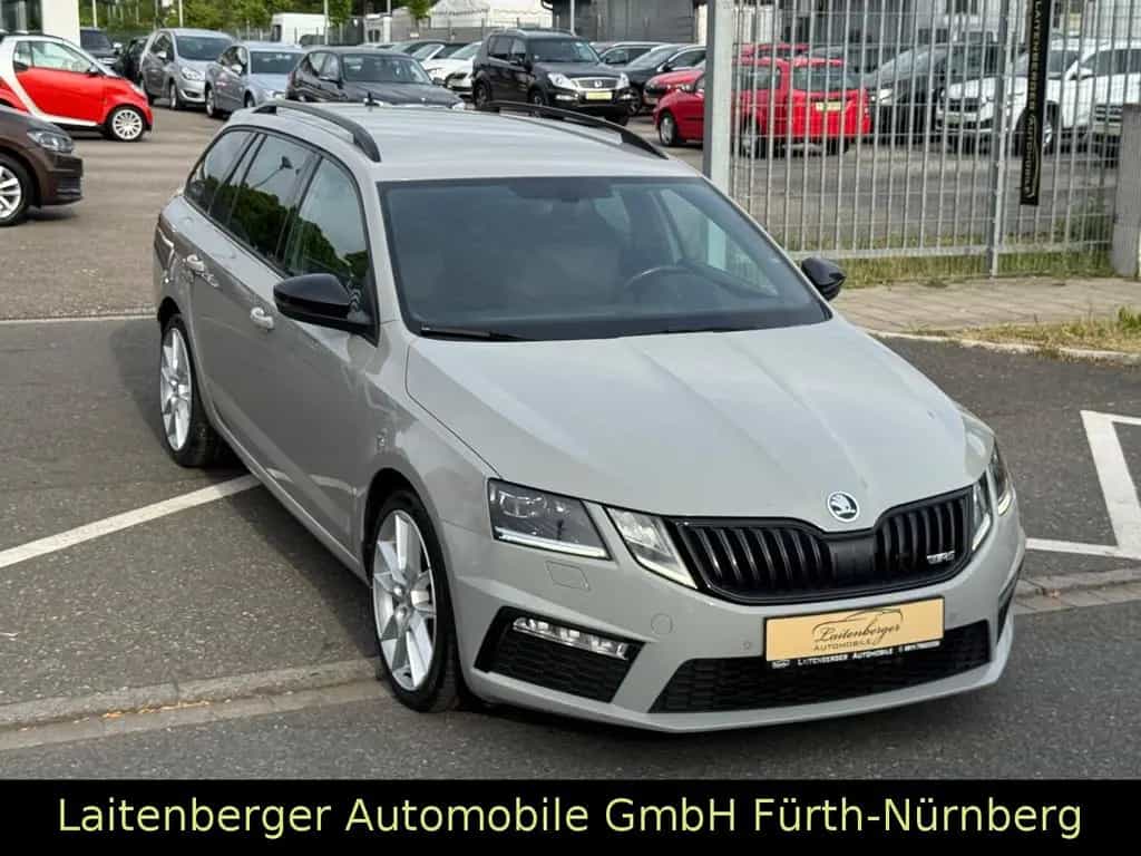 Skoda Octavia RS 2.0Ltr*DSG*LED*NAVI*ALCANTARA*SHZ*PDC 06/2017-photo-34