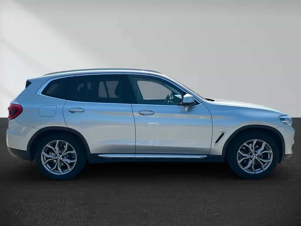 BMW X3 xDrive 20 i xLine 02/2020-photo-2