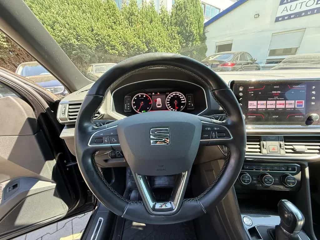 Seat Tarraco 2.0 TSI Xcellence 4Drive·7Sitzer·DSG·AHK 05/2019-photo-39