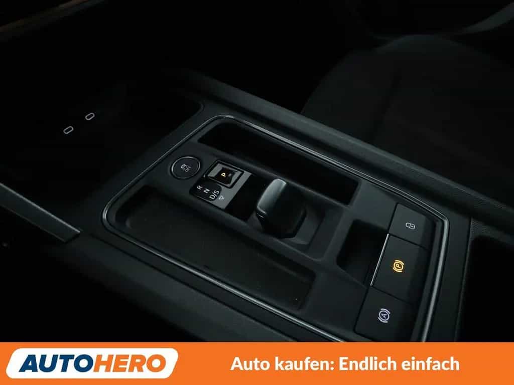 Cupra Leon 2.0 TSI Aut.*NAVI*LED*PDC*SHZ*ACC*PANO* 03/2023-photo-25
