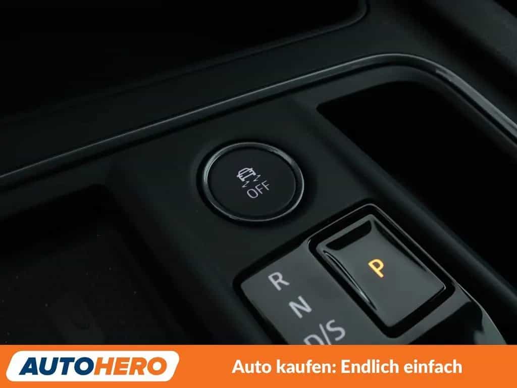 Cupra Leon 2.0 TSI Aut.*NAVI*LED*PDC*SHZ*ACC*PANO* 03/2023-photo-28