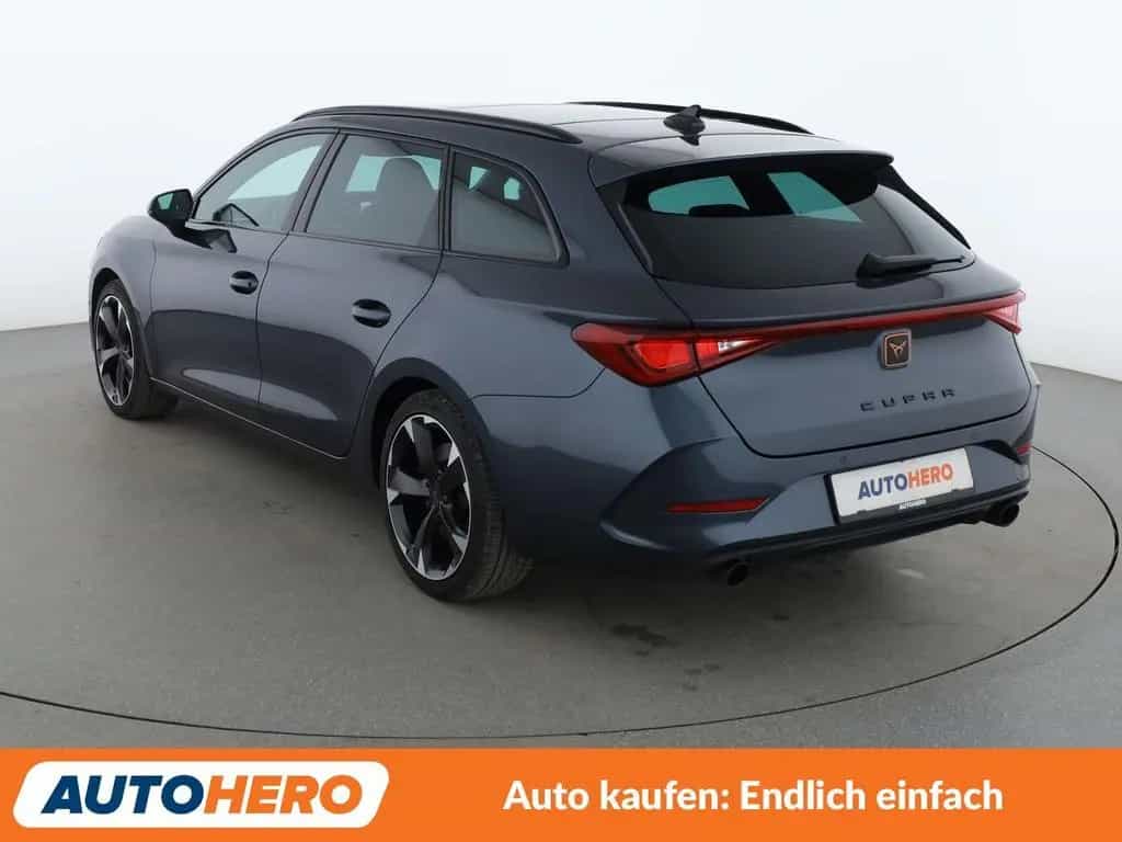 Cupra Leon 2.0 TSI Aut.*NAVI*LED*PDC*SHZ*ACC*PANO* 03/2023-photo-3