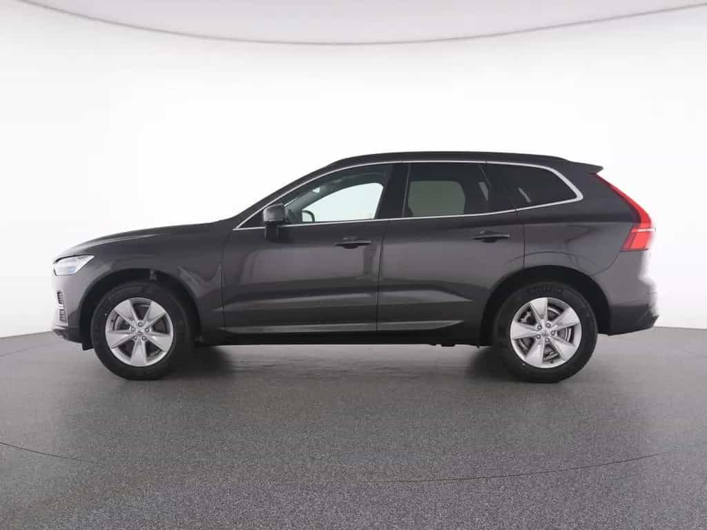 Volvo XC60 B4 Core +WINTERPAK+MEMRY+KAM+KEYLESS+DAB+ 04/2023-photo-10