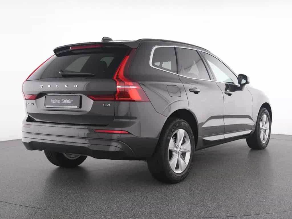 Volvo XC60 B4 Core +WINTERPAK+MEMRY+KAM+KEYLESS+DAB+ 04/2023-photo-2