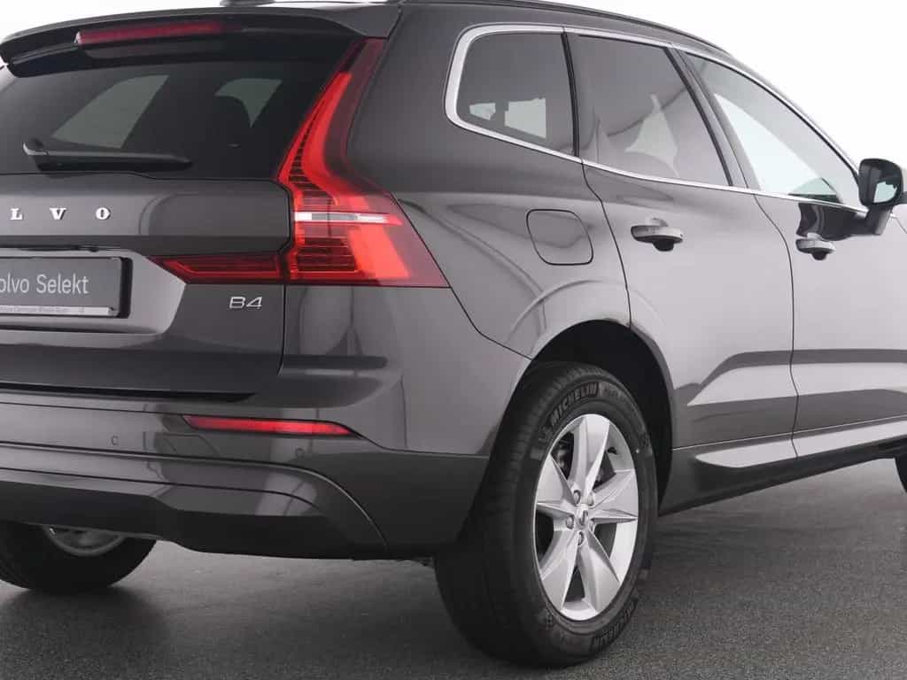 Volvo XC60 B4 Core +WINTERPAK+MEMRY+KAM+KEYLESS+DAB+ 04/2023-photo-9