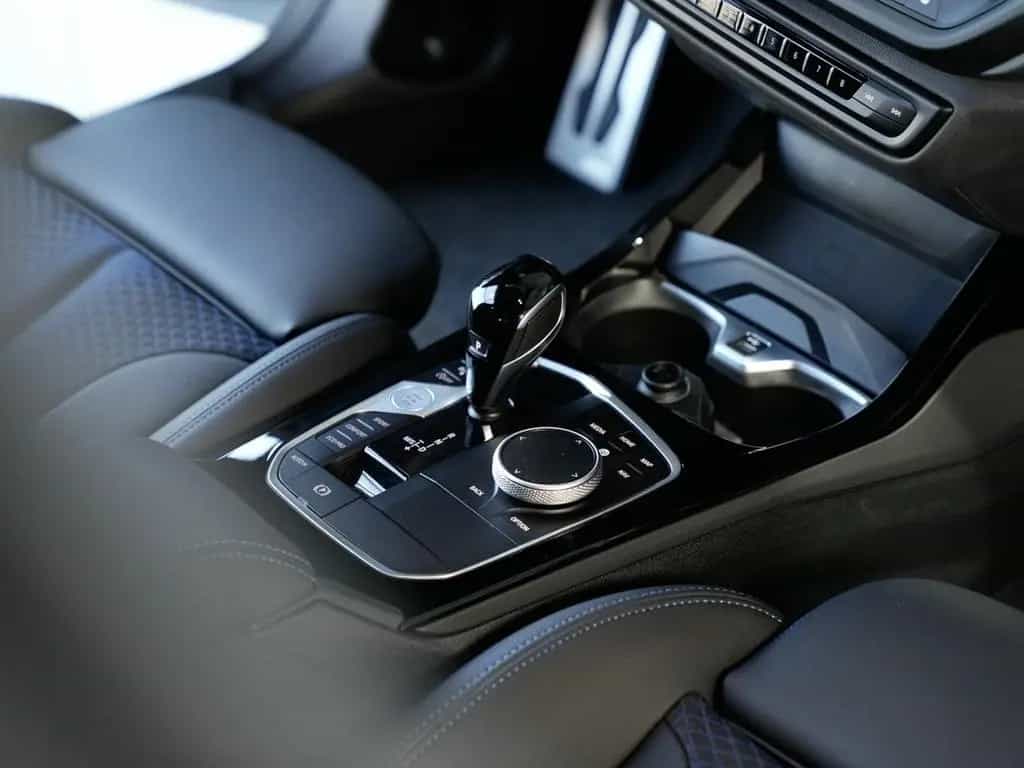 BMW 218 Gran Coupé 218 Gran Coupe i M Sport 19LM Panorama Kamera 12/2024-photo-12