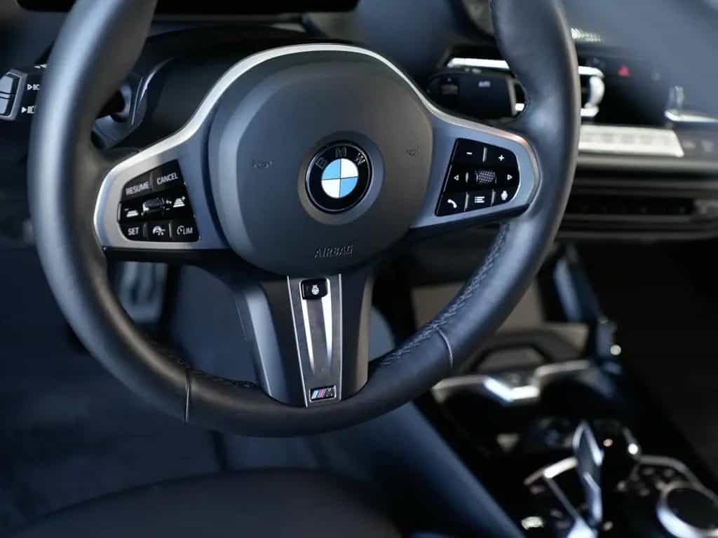 BMW 218 Gran Coupé 218 Gran Coupe i M Sport 19LM Panorama Kamera 12/2024-photo-27