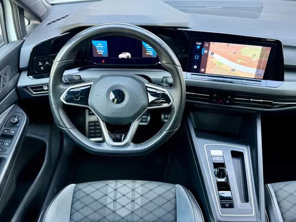 Volkswagen Golf VIII Variant R-Line eTSI/ IQ.Light/ Kamera 04/2021-photo-11