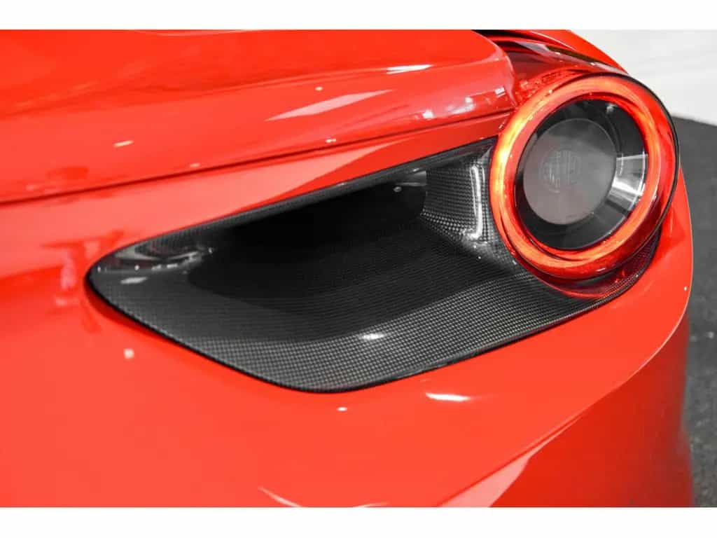 Ferrari 488 GTB 3.9 V8 - ROSSO CORSA METALLIC 01/2017-photo-12