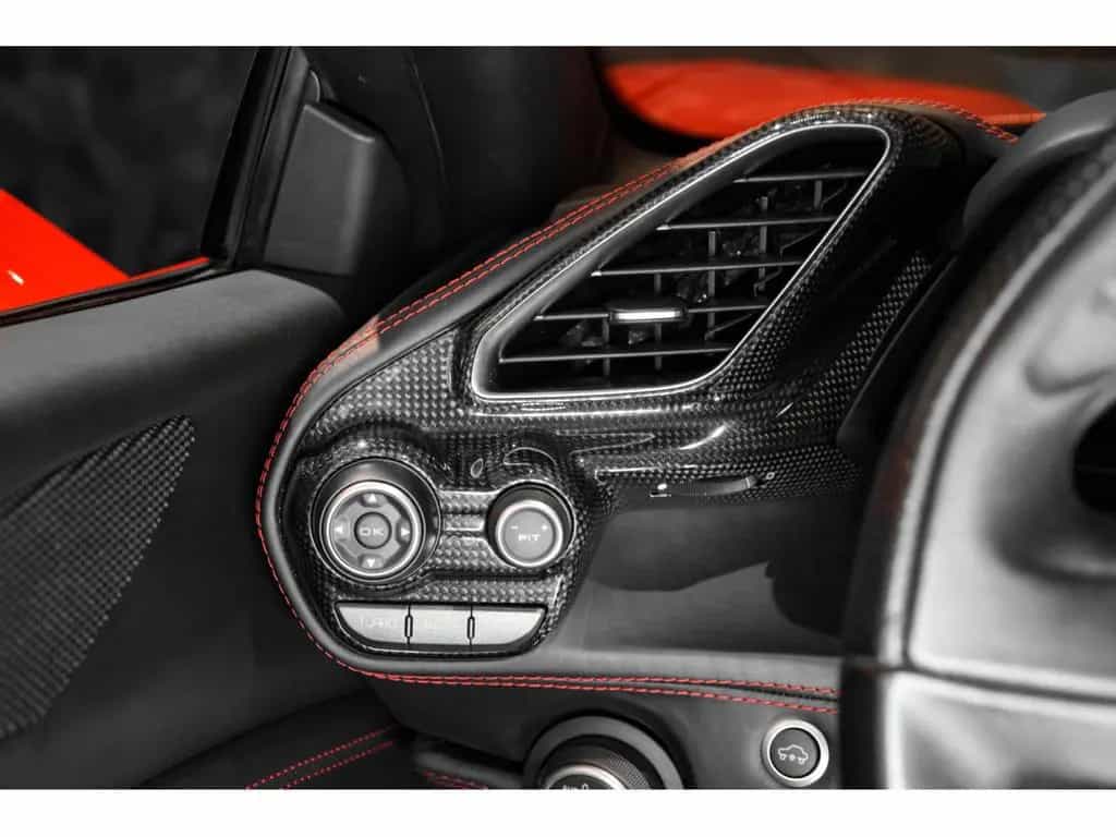 Ferrari 488 GTB 3.9 V8 - ROSSO CORSA METALLIC 01/2017-photo-18